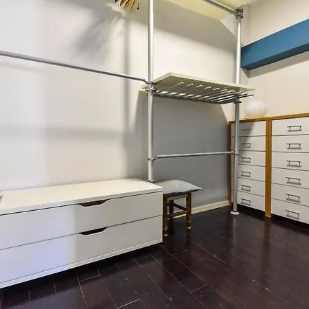 Rory דירה זאדאר